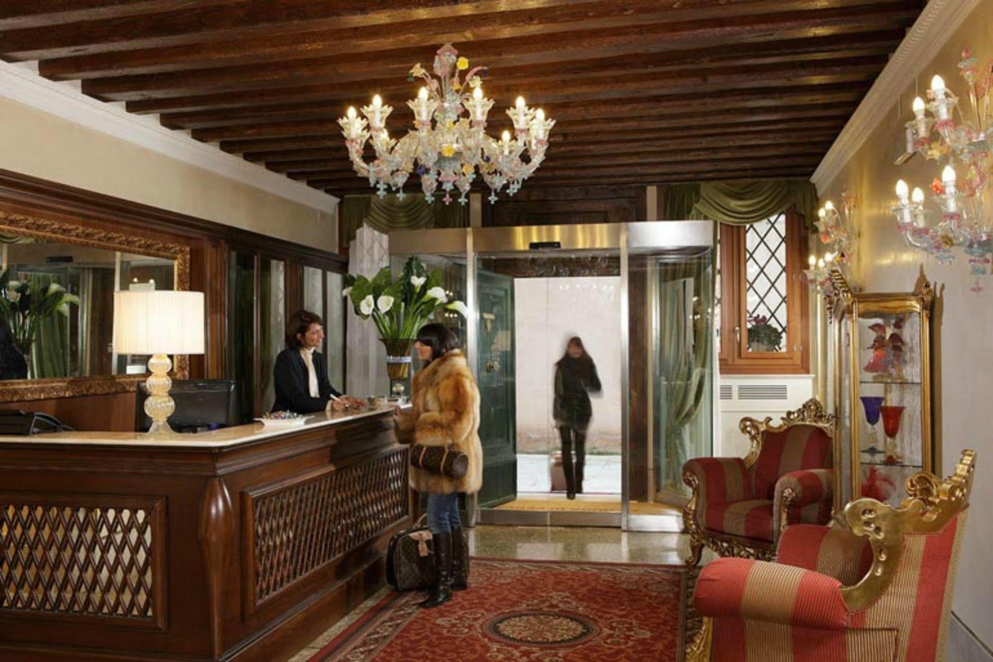 Hotel Al Duca Di Venezia Eksteriør billede